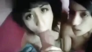 Loira e morena fazem sexo apaixonado videos pornos grátis