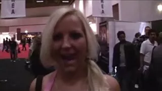 O enteado excitado filme pornô brasileiro gratuito fodeu a mãe enquanto dormia com força