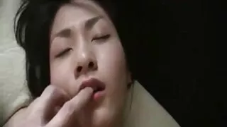 Cara trouxe video poeno grátis para Poderoso esguichando sua bela esposa