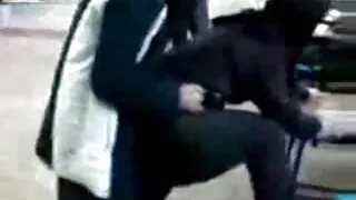 O avô veio fazer eu quero ver filme pornô gratuito uma massagem e a jovem massagista agradou-o com um broche e uma foda