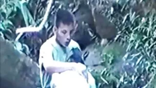 Lascivo massagista habilmente espalhar para o sexo de os vídeos pornô grátis uma jovem morena