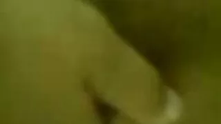 Depravado menina chupa o cara de pau para que ele, em seguida, fodeu ela videos de sexo gratis online