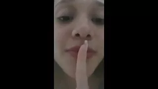 Parceiro fode videos pornos grátis russo na calcinha na vagina