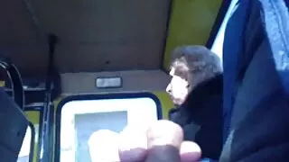 Madura loira chupa e fode videos pornos grátis seu rosto